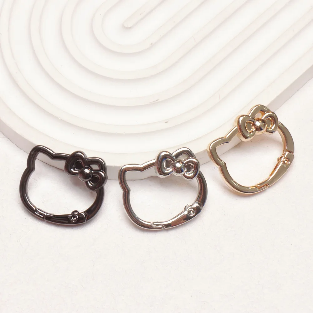 Cute Mini Hello Kitty Zinc Alloy Cute Cat Bow Hanging Buckle  Carabiner Fashion Luggage Toy Doll Decorative Accessories Gifts view 3