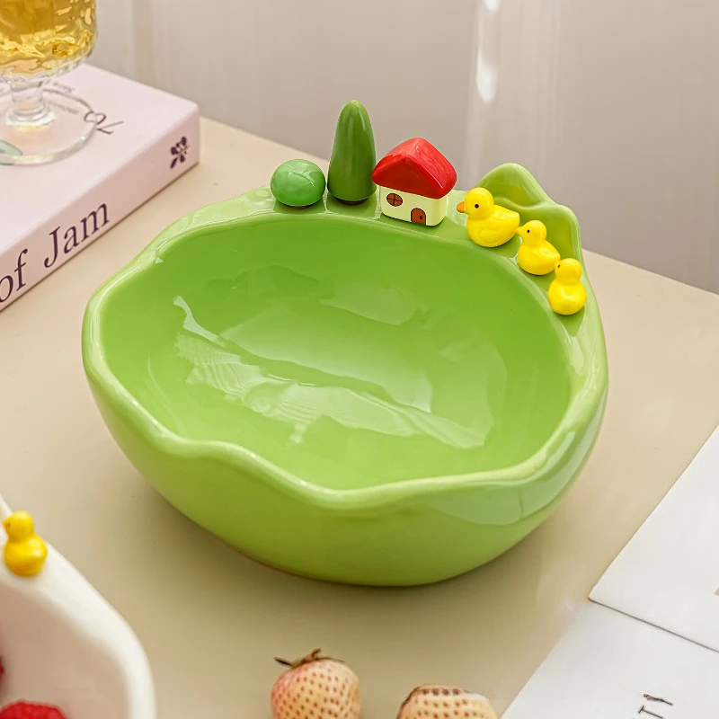 

LTT cute ceramic fruit plate with small fork household living room snack fruit bowl