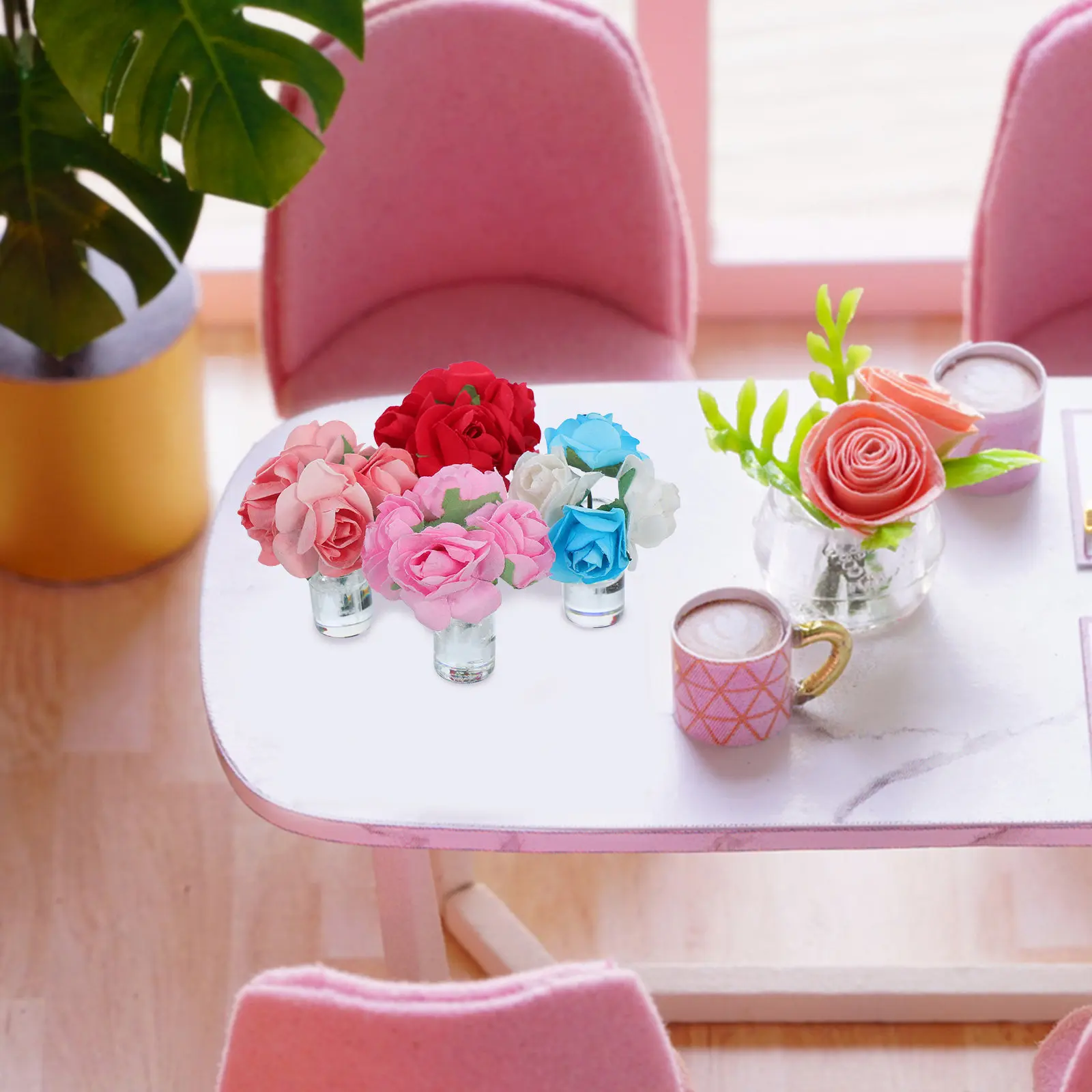 

4Pcs Pink Miniature Rose Vase Set 1:12 Scale Elegant Artificial Roses in Tiny Glass Bud for Dollhouse Living Room Bedroom