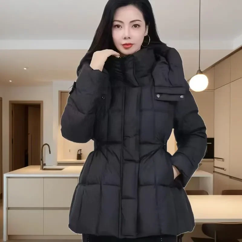 

Новинка 2025 года, зимняя шикарная пуховая куртка с хлопковой подкладкой, женское пальто, длинная хлопковая куртка с тонкой талией и капюшоном, высококачественная толстая теплая парка