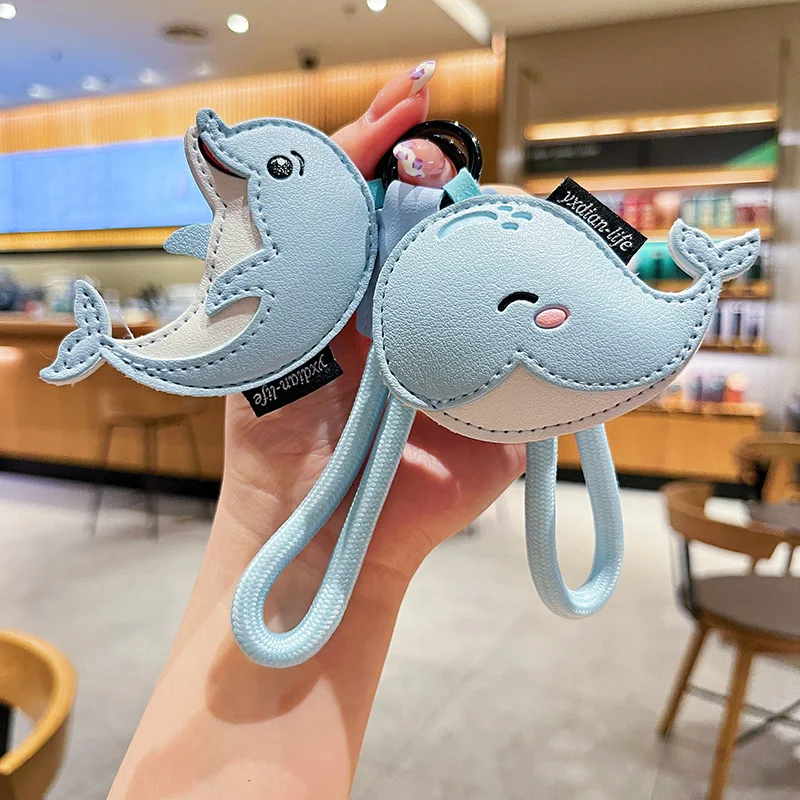 

Cute Whale Shark Leather Keychains Cartoon Ocean Animals Premium Bag Car Keyring Charm Gifts for Accessories
