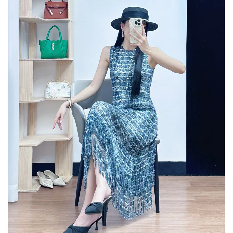 

Miyake Style Pleated Retro Fashionable O Neck Sleeveless Long Vest Skirt 2025 Summer Casual Hem Tassel Pleated Skirt for Women
