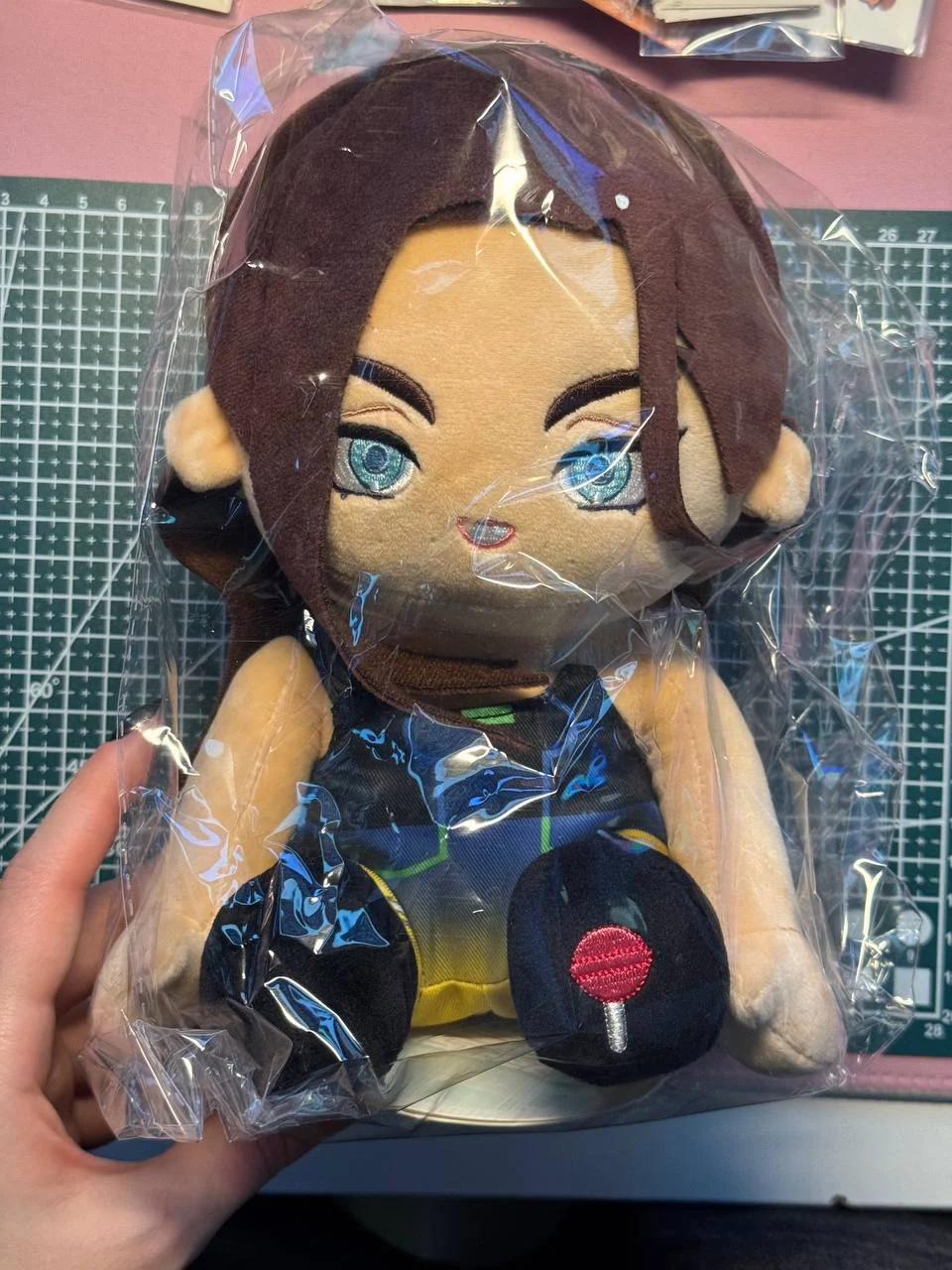 ของแท้Alien StageฟรีStageตุ๊กตาPlush 20 ซม.นั่งตุ๊กตาปักตุ๊กตาอะนิเมะรูปตุ๊กตาหมอนสาวของเล่นของขวัญ