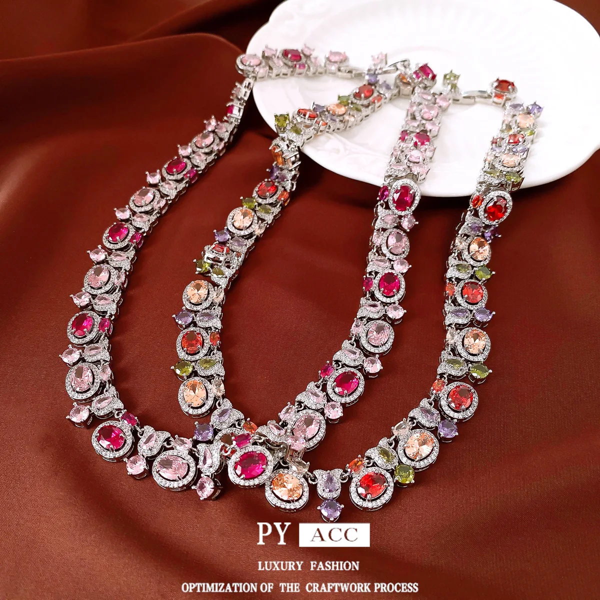 Oval Geometric Cubic Zirconia Toggle Clasp Necklace Vintage Court Style Clavicle Chain Light Luxury High-End Women Jewelry Gift