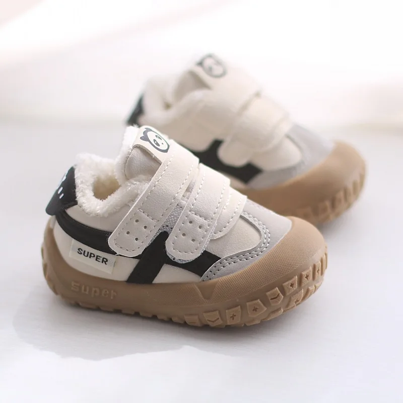 Baby Toddler Walking Shoes Winter Plush Fleece for Warmth Children's Casual Running Shoes Girls' Non Slip Sole Baby Walking Shoe