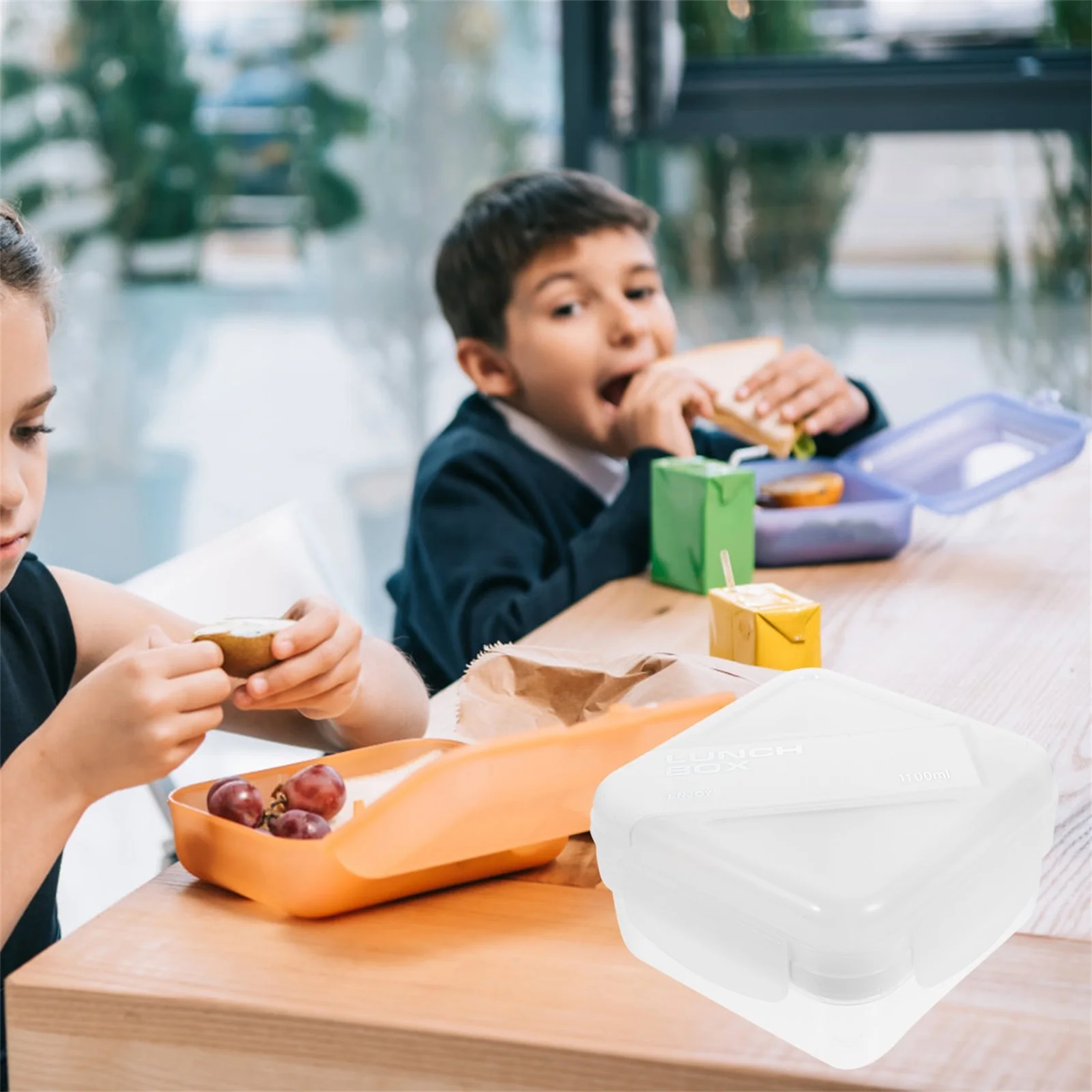 

Salad Microwaveable Square Transparent White Portable Lunch Containers Leak Proof Food Grade PP Compartment Design