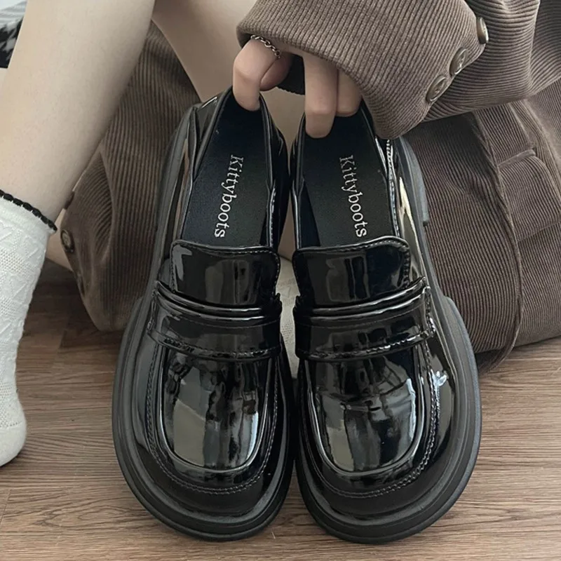 Britse Stijl Klompen Platform Loafers Met Bont Oxfords Vrouwelijk Schoeisel Zwarte Flats Prep Ronde Neus Ondiepe Mond Casual Vrouw Schoen