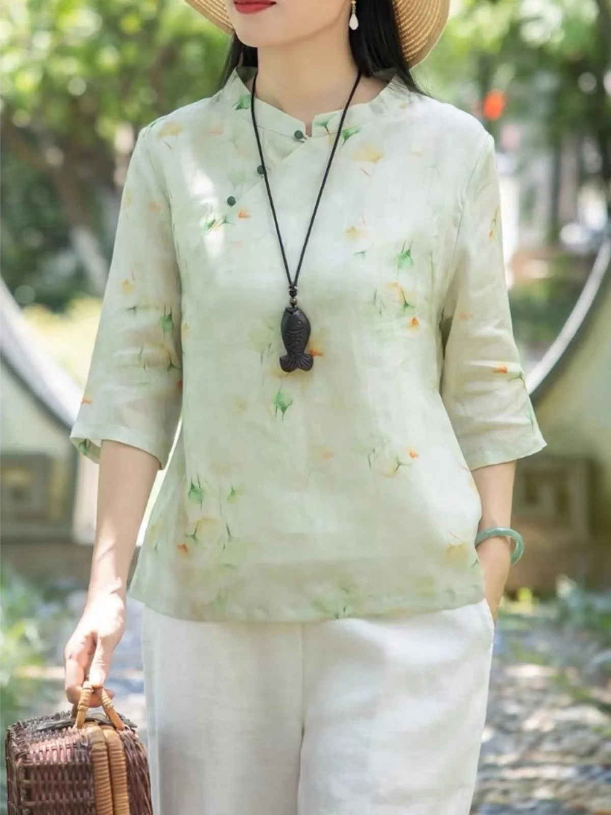 

Retro Chinese Sle Women's Loose Fit irt Summer Cotton Linen Print Stand Collar Tea Ceremony Top Five Sve Button up