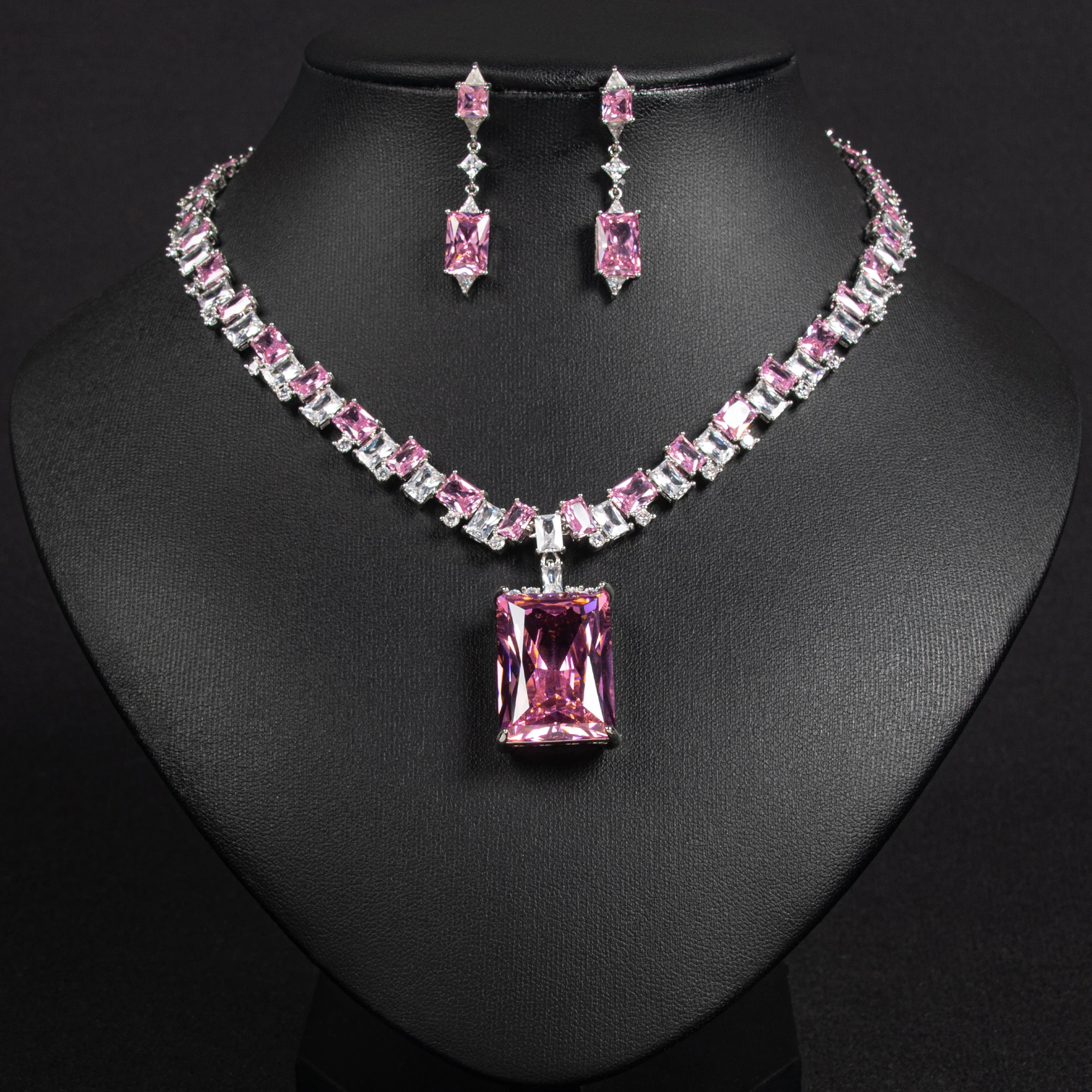 

Temperament Small Sugar Cube Zirconia Necklace Earring Set for Women's Engagement