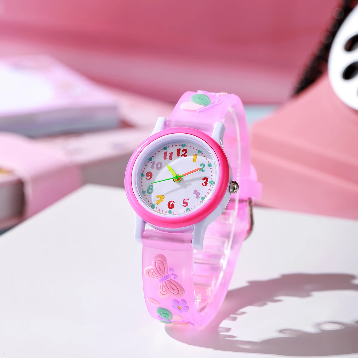 New cute and fashionable butterfly silicone watch band with colorful dial children's quartz watch, suitable for daily wear, Than