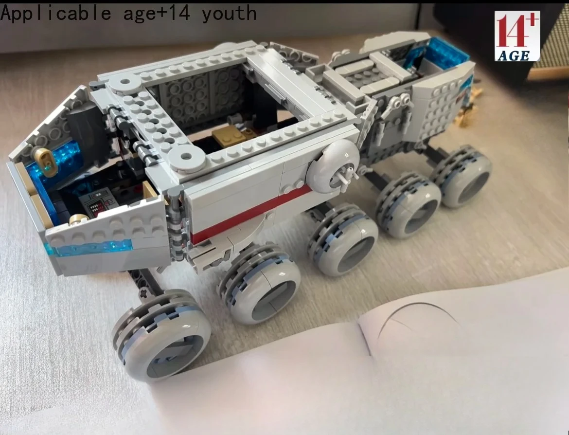 

2025 New 75413 Universe Technology Chariot Series Building Blocks Creative Assembly 813PCS for Kids Holiday Birthday Gift Toys