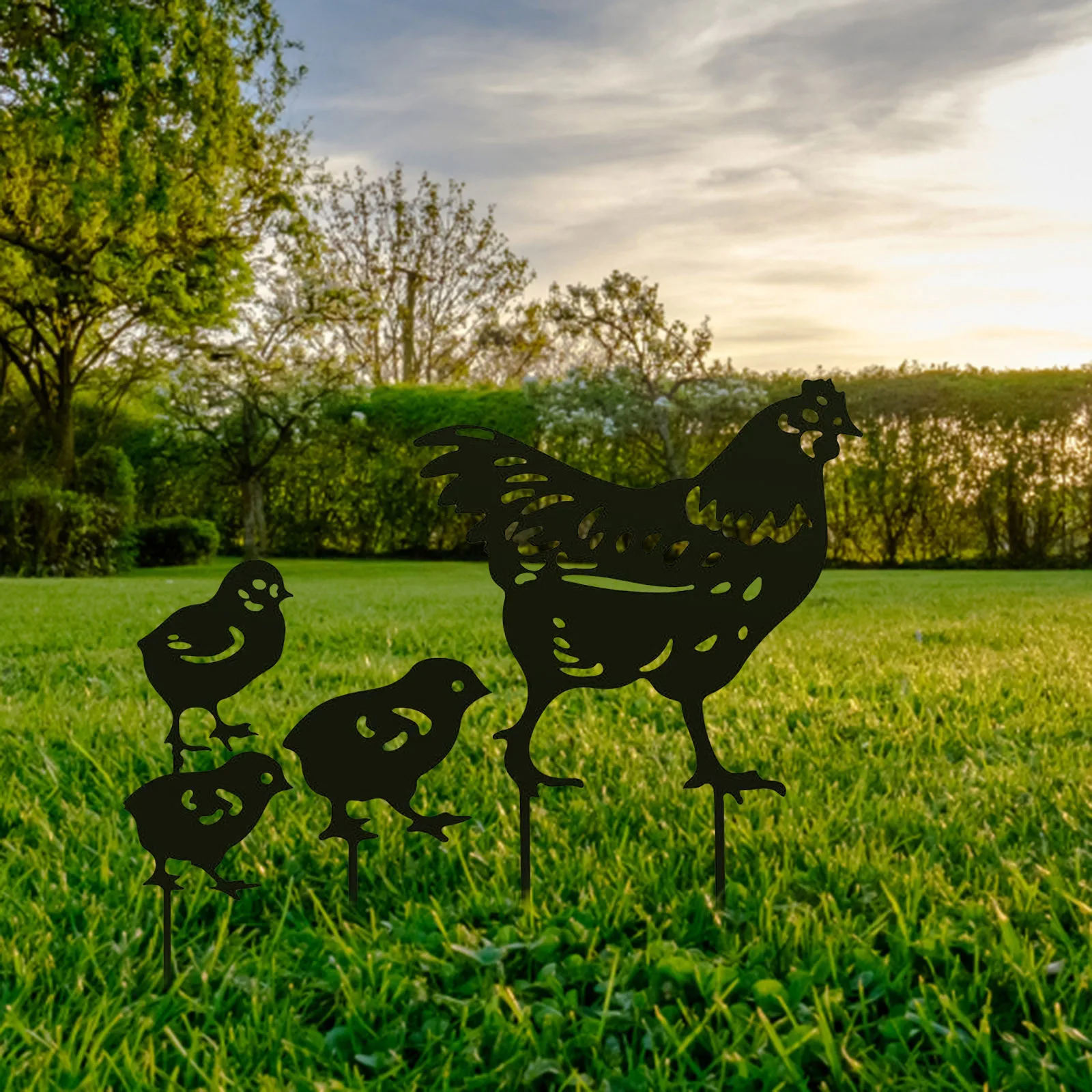 Beautydaffy Metal Chicken Garden Gold Plug-In Garden Art Garden Ornament Hollow Animal Silhouette Ornament Outdoor Decoration