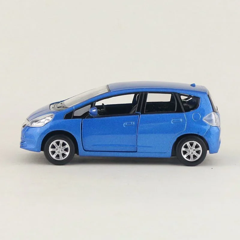 1:36 Honda Jazz Fit Alloy Car Model Diecasts Metal Mini Vehicles Car Model Simulation Miniature Scale Collection Childrens Gifts