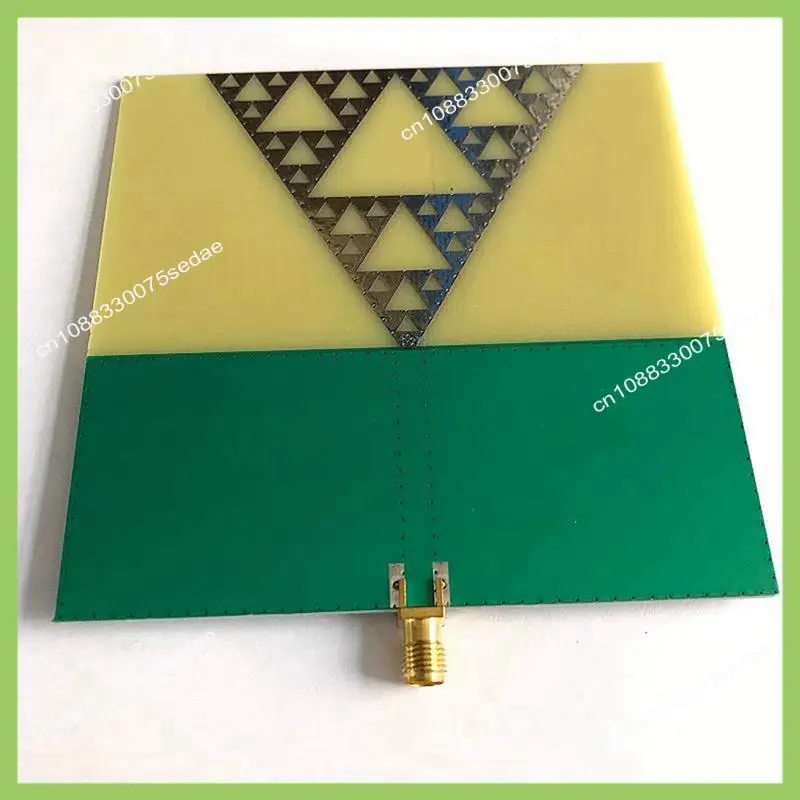 Y19A RF UWB هوائي مضخم الترددات اللاسلكية هوائي كسورية هوائي الفن SMA