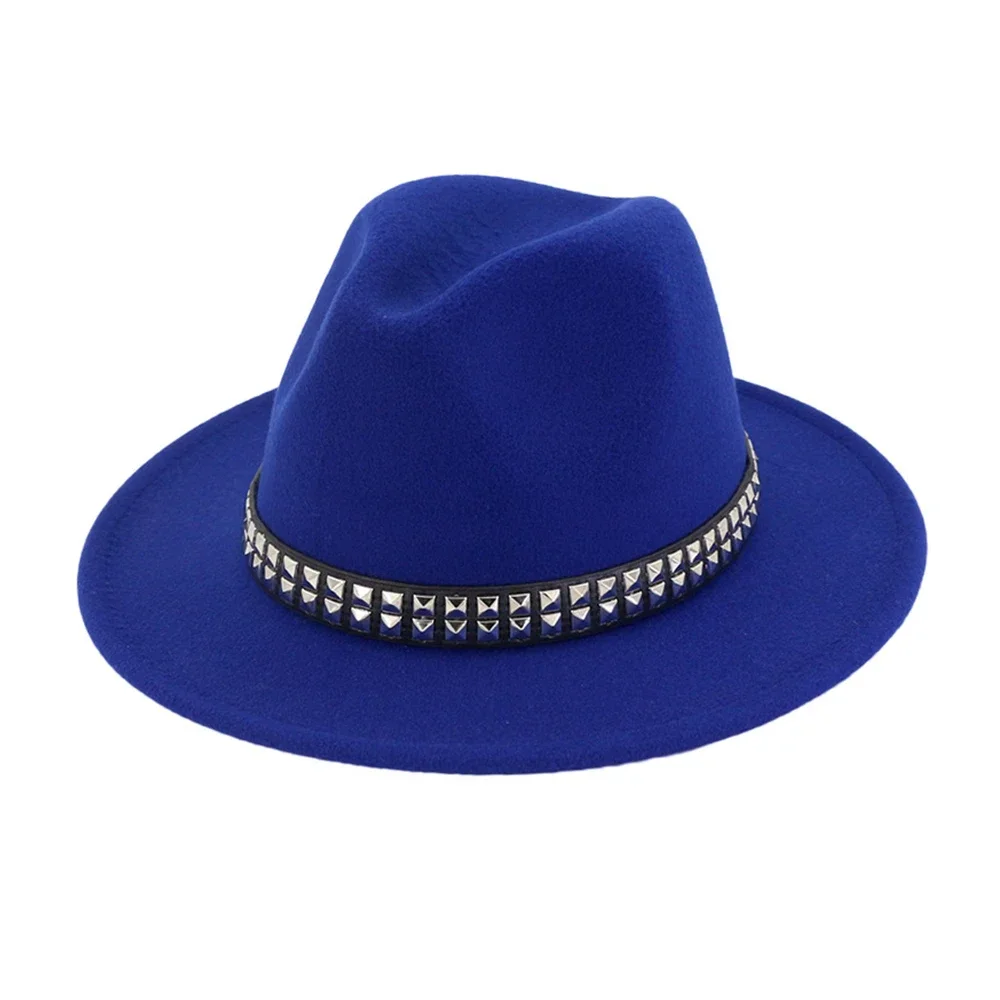 SHOWERSMILE Bordeaux Fedora Hoed met Metalen Riem Rock Vrouwen Roze Jazz Hoed Klinknagel Dames Brede Rand Vilten Hoed Vrouwelijke Winter Fedora