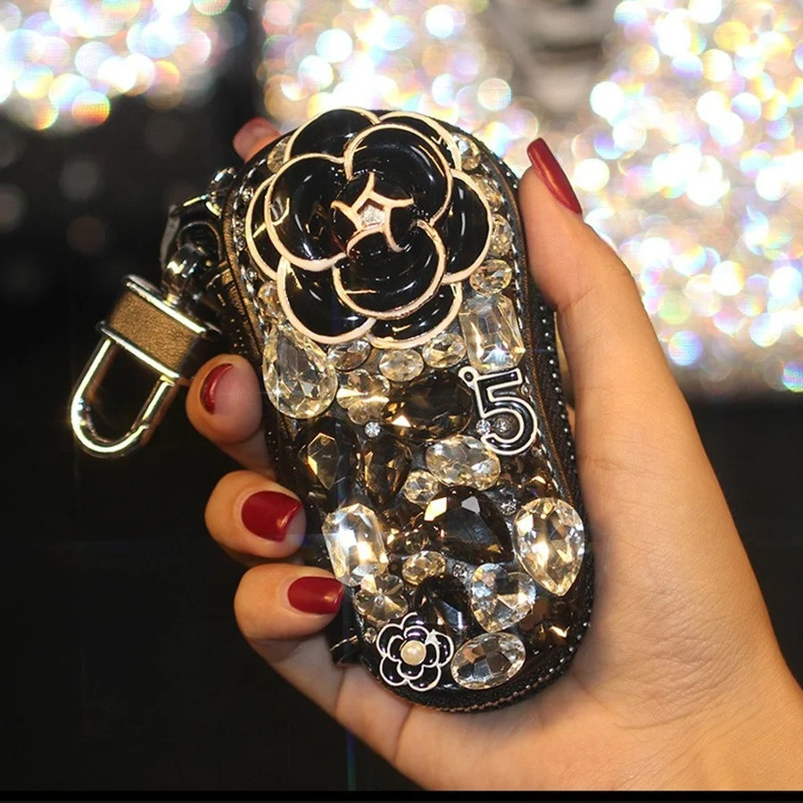 2022 Crystal Car Key Case Full Cover Shell Auto Key Protection  Key Chains Diamond  Car Bling Accessories  for Girls Woman