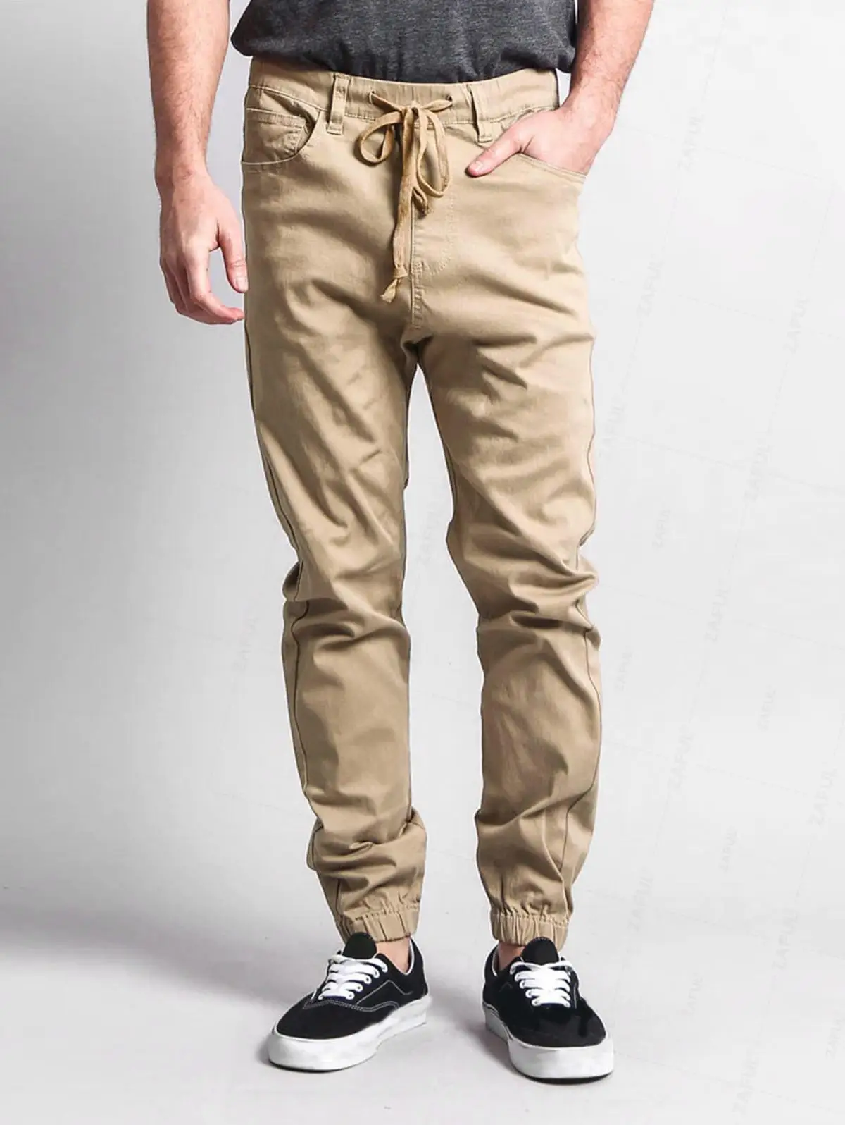 

ZAFUL Men's Daily Casual Solid Color Slant Pockets Drawstring Beam Feet Pants