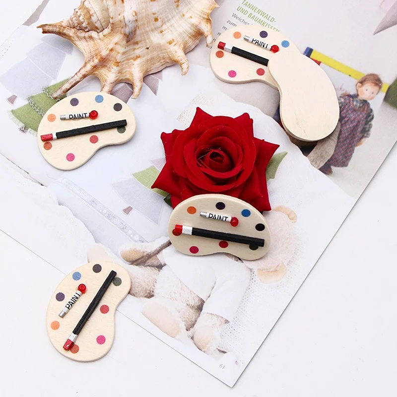 

2Pcs 1:12 Dollhouse Miniature Wooden Drawing Board Color Palette Pigment Sticks Simulation Model House Drawing Scene Decor Toy