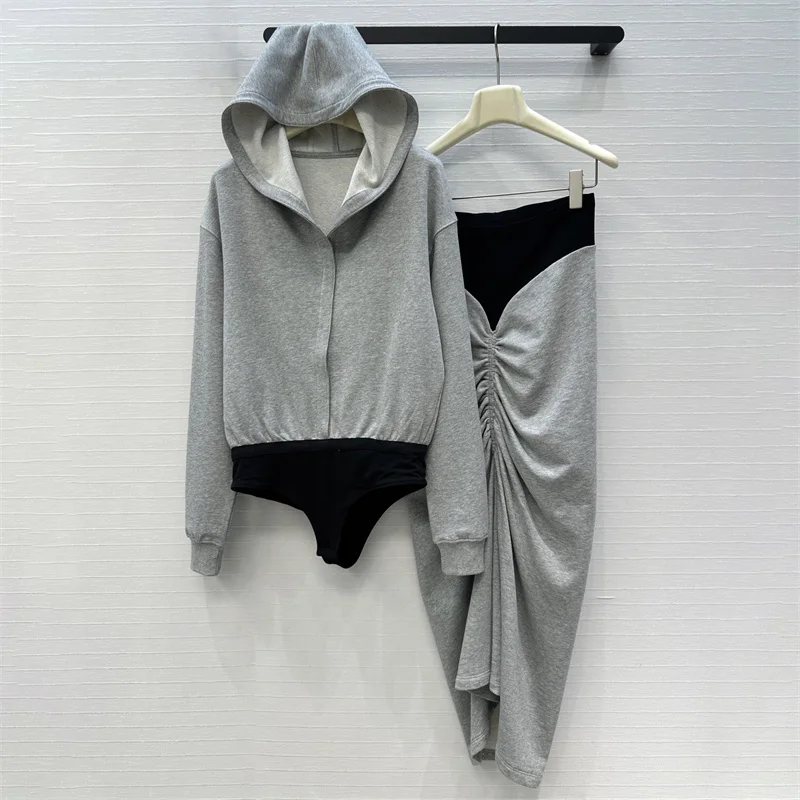 

Women's two pieces set New color blocking patchwork V-neck hoodie for autumn 2025 Elastic knit slim pure cotton Bodysuit women