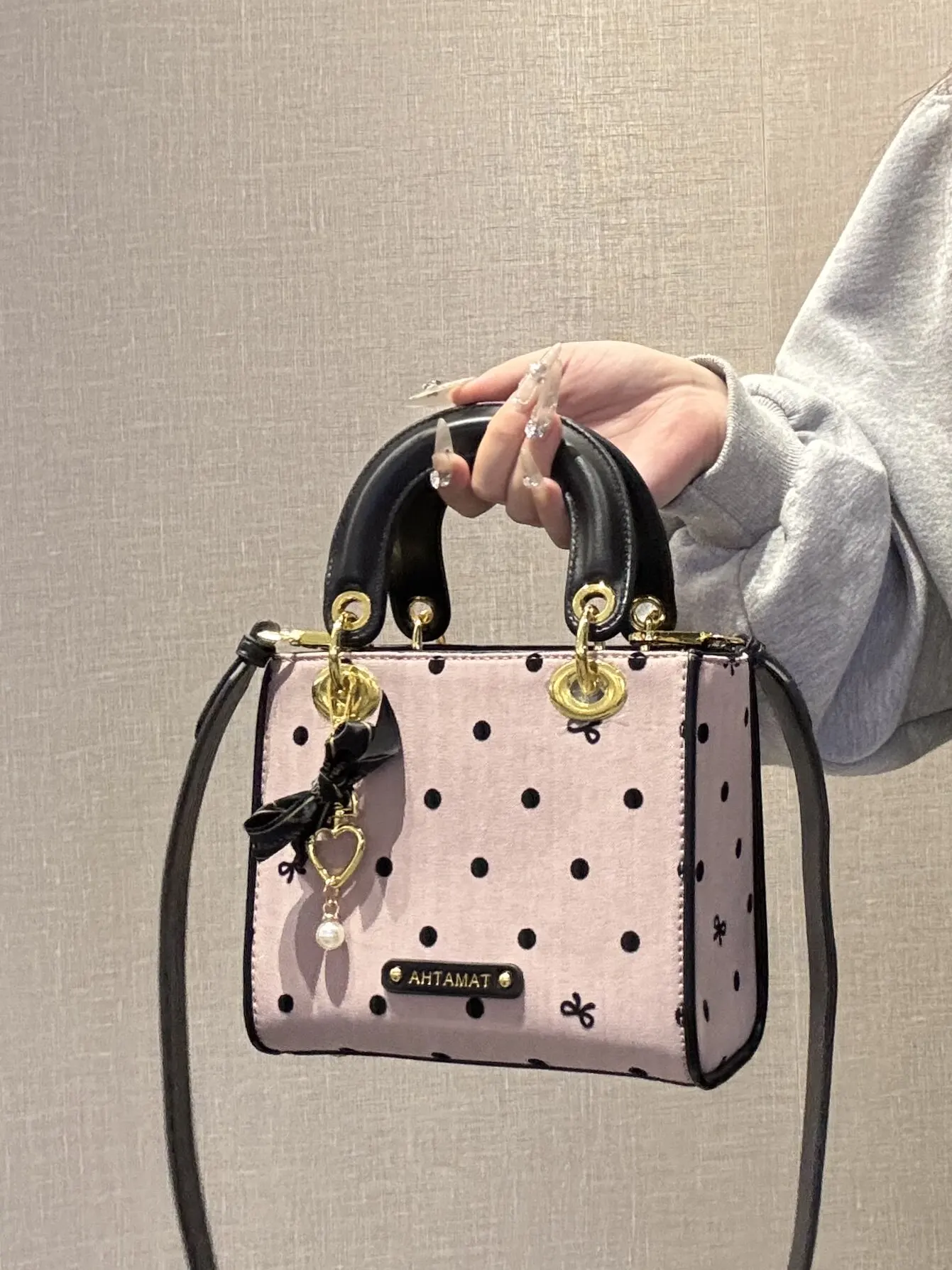 ciyah-fashionable-polka-dot-pink-lady-handbag-2026-new-commuter-versatile-small-square-bag-women's-handbag-amiciyah-brand