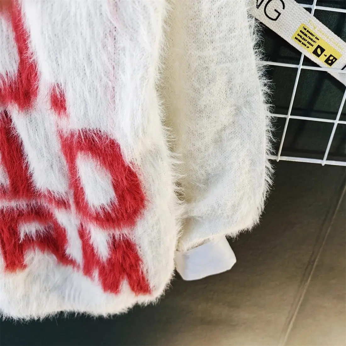 

Retro American Knitwear Sweater Loose Fit Overhead for Men And Women Warm Casual Sle Polyester Fiber Autumn Season