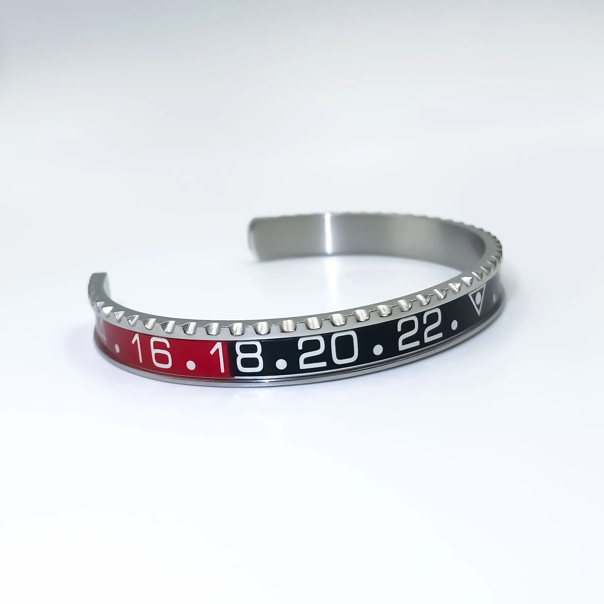 Neue Edelstahl Persönlichkeit Mode Herren- und Damenarmbänder Digitalanzeige Wassergeist Damen- und Herrenarmband Schmuck