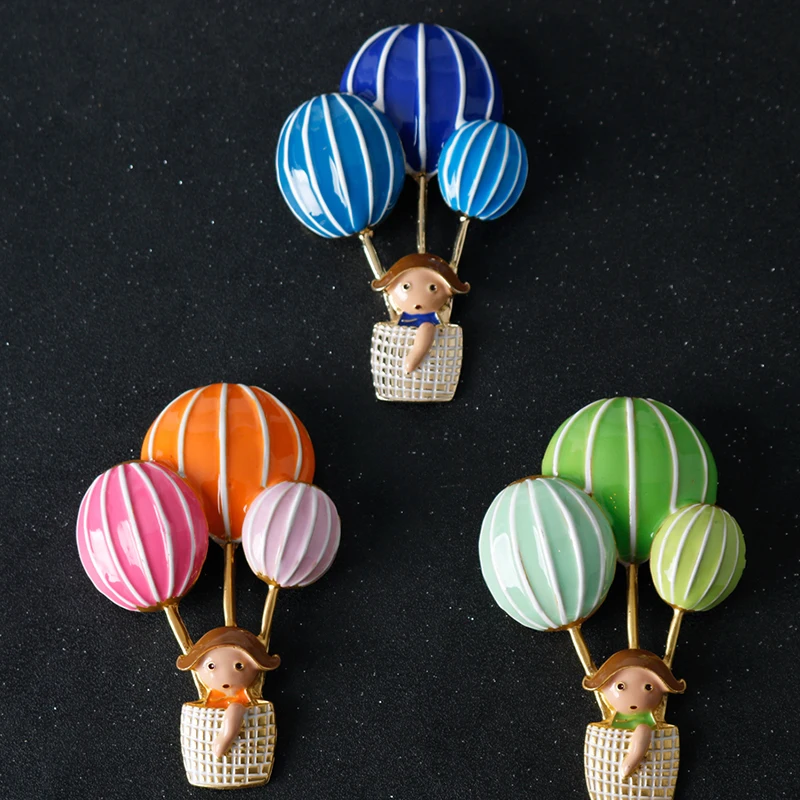 Fun Hot Air Balloon Pins Pink Cute Brooches And Food Metal Brooches Badges Pins Wholesale Customized New Year Gifts For Girls