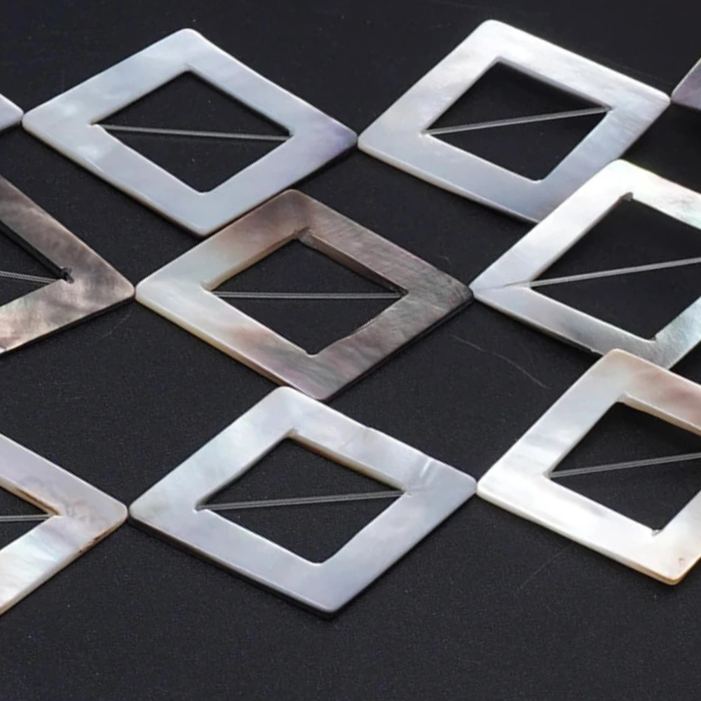 28X38 ΠΌΠΌ Π½Π°ΡΡΡΠ°Π»ΡΠ½ΡΠ΅ ΡΠ΅ΡΠ½ΡΠ΅ Π±ΡΡΠΈΠ½Ρ Π² ΡΠΎΡΠΌΠ΅ ΡΠ°ΠΊΡΡΠΊΠΈ, ΠΏΠΎΠ»ΡΠ΅ ΠΊΠΎΡΡΠ΅ ΡΠ΅ΡΡΡΠ΅Ρ
ΡΡΠΎΡΠΎΠ½Π½ΠΈΠ΅ ΡΠΎΡΠΌΡ, ΠΏΠ΅ΡΡΠΎΠ½Π°Π»ΠΈΠ·ΠΈΡΠΎΠ²Π°Π½Π½ΡΠ΅ ΠΌΠΎΠ΄Π½ΡΠ΅ ΡΠ΅ΡΡΠ³ΠΈ-Π±ΡΠ°ΡΠ»Π΅ΡΡ Β«ΡΠ΄Π΅Π»Π°ΠΉ ΡΠ°ΠΌΒ» 28X38 ΠΌΠΌ Π½Π°ΡΡΡΠ°Π»ΡΠ½ΡΠ΅ ΡΠ΅ΡΠ½ΡΠ΅ Π±ΡΡΠΈΠ½Ρ Π² ΡΠΎΡΠΌΠ΅ ΡΠ°ΠΊΡΡΠΊΠΈ, ΠΏΠΎΠ»ΡΠ΅ ΠΊΠΎΡΡΠ΅ ΡΠ΅ΡΡΡΠ΅Ρ
ΡΡΠΎΡΠΎΠ½Π½ΠΈΠ΅ ΡΠΎΡΠΌΡ, ΠΏΠ΅ΡΡΠΎΠ½Π°Π»ΠΈΠ·ΠΈΡΠΎΠ²Π°Π½Π½ΡΠ΅ ΠΌΠΎΠ΄Π½ΡΠ΅ ΡΠ΅ΡΡΠ³ΠΈ-Π±ΡΠ°ΡΠ»Π΅ΡΡ Β«ΡΠ΄Π΅Π»Π°ΠΉ ΡΠ°ΠΌΒ»