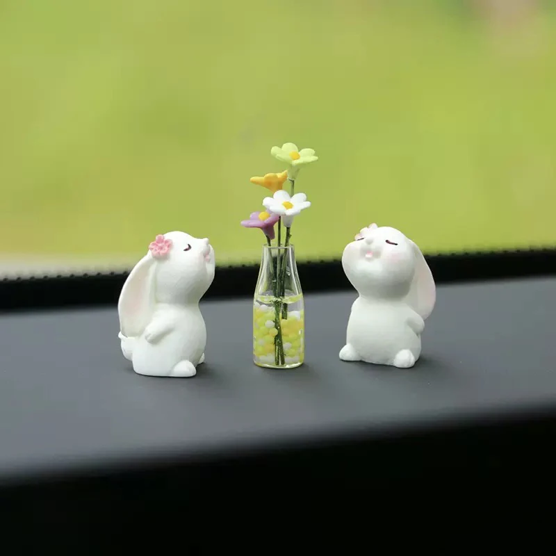 

1/2pcs Car Ornament Model Miniature Daisy Vase And Rabbit Car Center Console Decoration Gift Mini Car Accessories