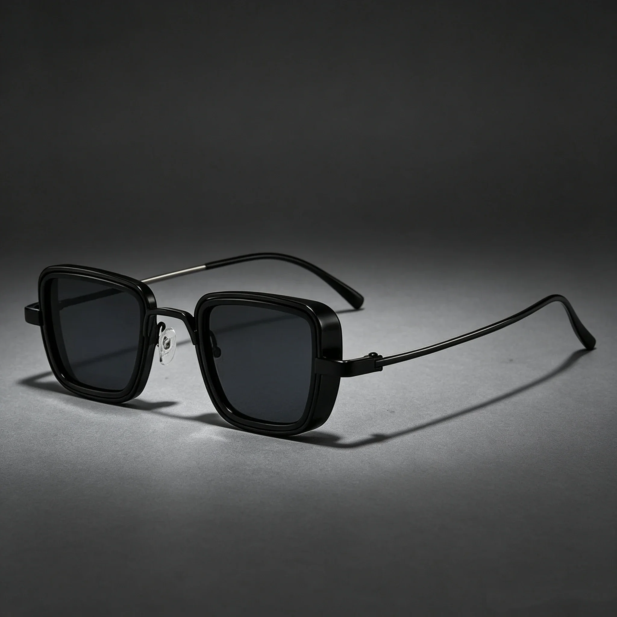 New Punk High-quality Metal Frame Sunglasses Retro Rectangular Glasses For Men And Women Traveling And Walking Eyewear UV400