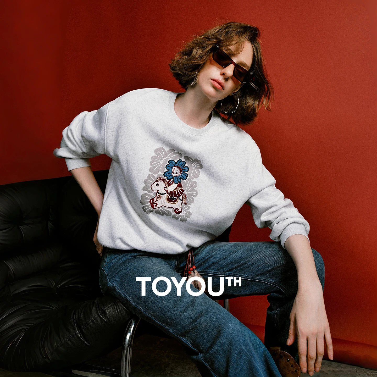 TOYOUTH Mengzhu Daji New Year Co-branded Hoodie for Women 2025 Winter New Pellet Fleece Velvet Loose Year of the Horse Top