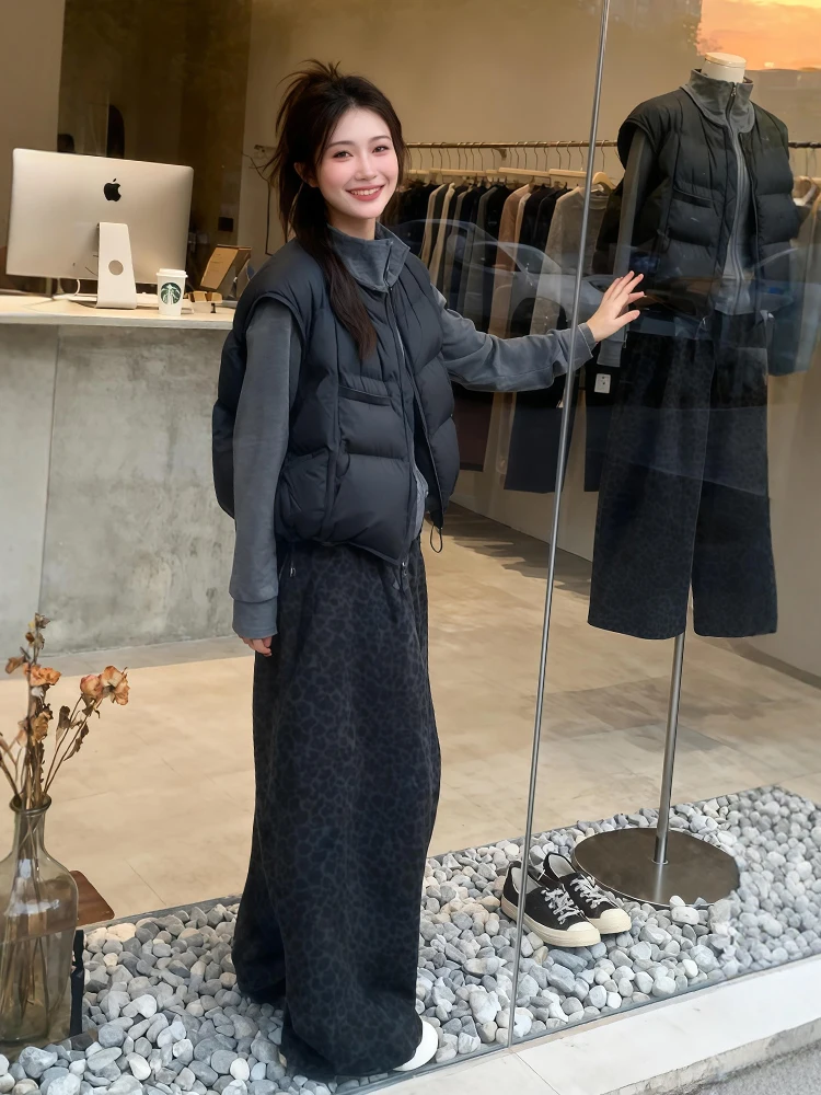 

Laid-back Style Black Cotton Vest Top Bottom Three-piece Set Winter Casual Wear Comfortable Loose Fit High Waist Pants
