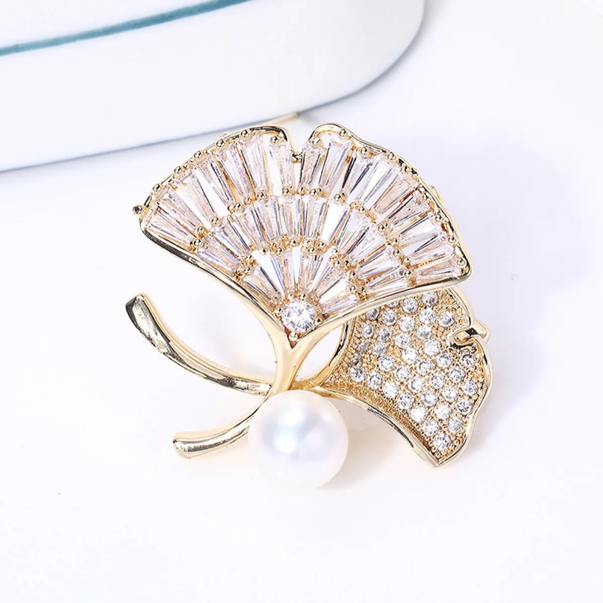 Brass Gold Plated Cubic Zirconia Ginkgo Leaf Brooch Blank Setting, DIY Findings for Brooch Pin Women