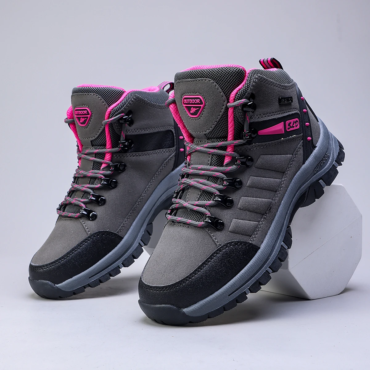 

Hot Classic Style Women's Hiking Shoes Anti Slip Outdoor Trekking Climbing Boots Waterproof Mountain Trail Running Sports Shoes