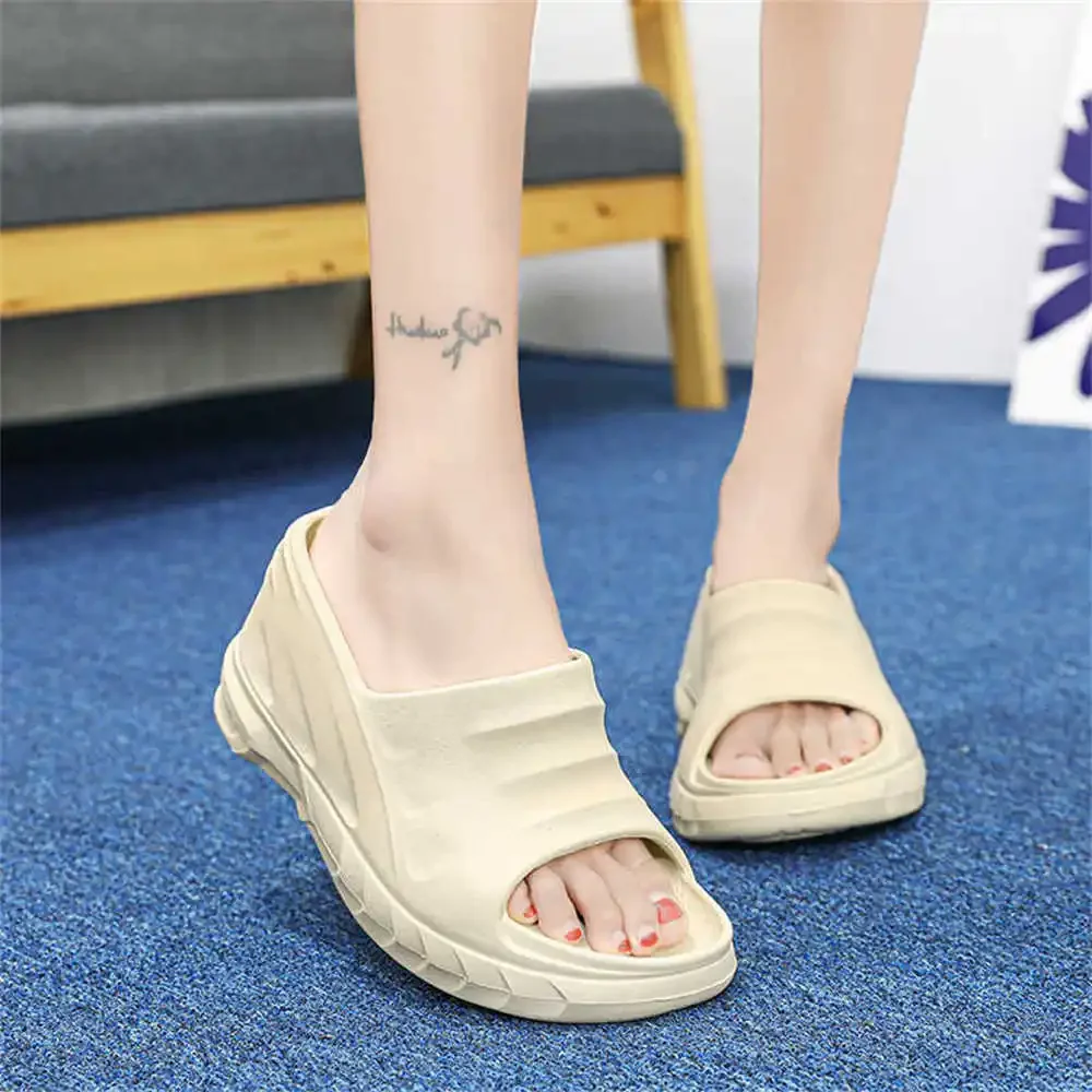 Altura hacia arriba abierta desde la espalda, chanclas de lujo para mujer, sandalias de lujo para mujer, zapatos para mujer, zapatillas deportivas de diseñador de lujo