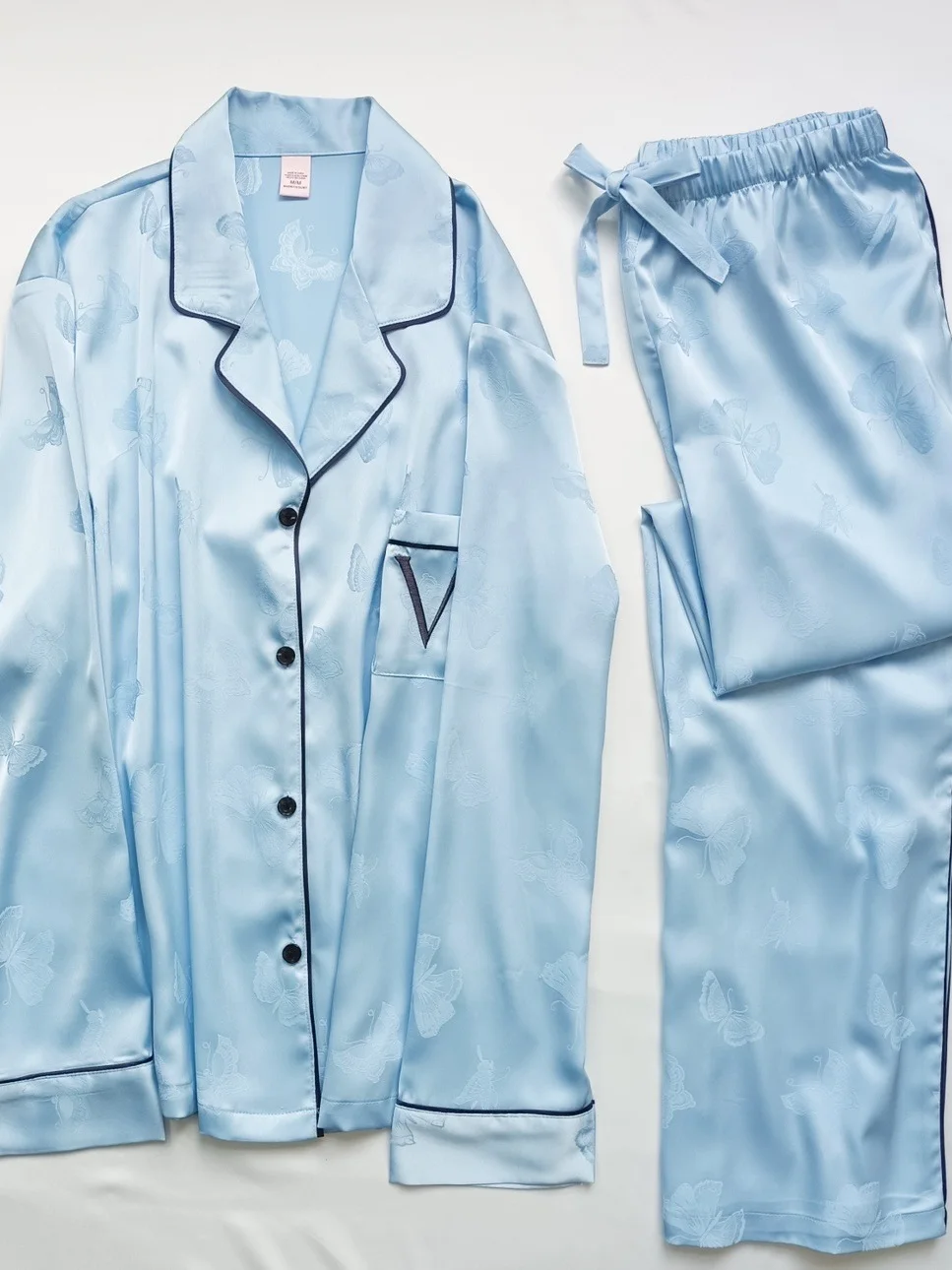 completo-da-casa-in-seta-ghiaccio-blu-con-pantaloni-a-maniche-lunghe-ideale-per-la-notte-elegante-casual-comodo-perfetto-per-l'estate