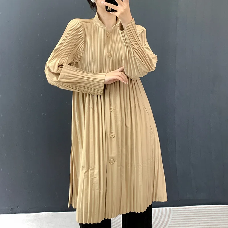 Miyake Fold 2025 Autumn/Winter New Windbreaker Coat Women's Fold Western Style Fashionable Loose and Slim Open Dress Pleated