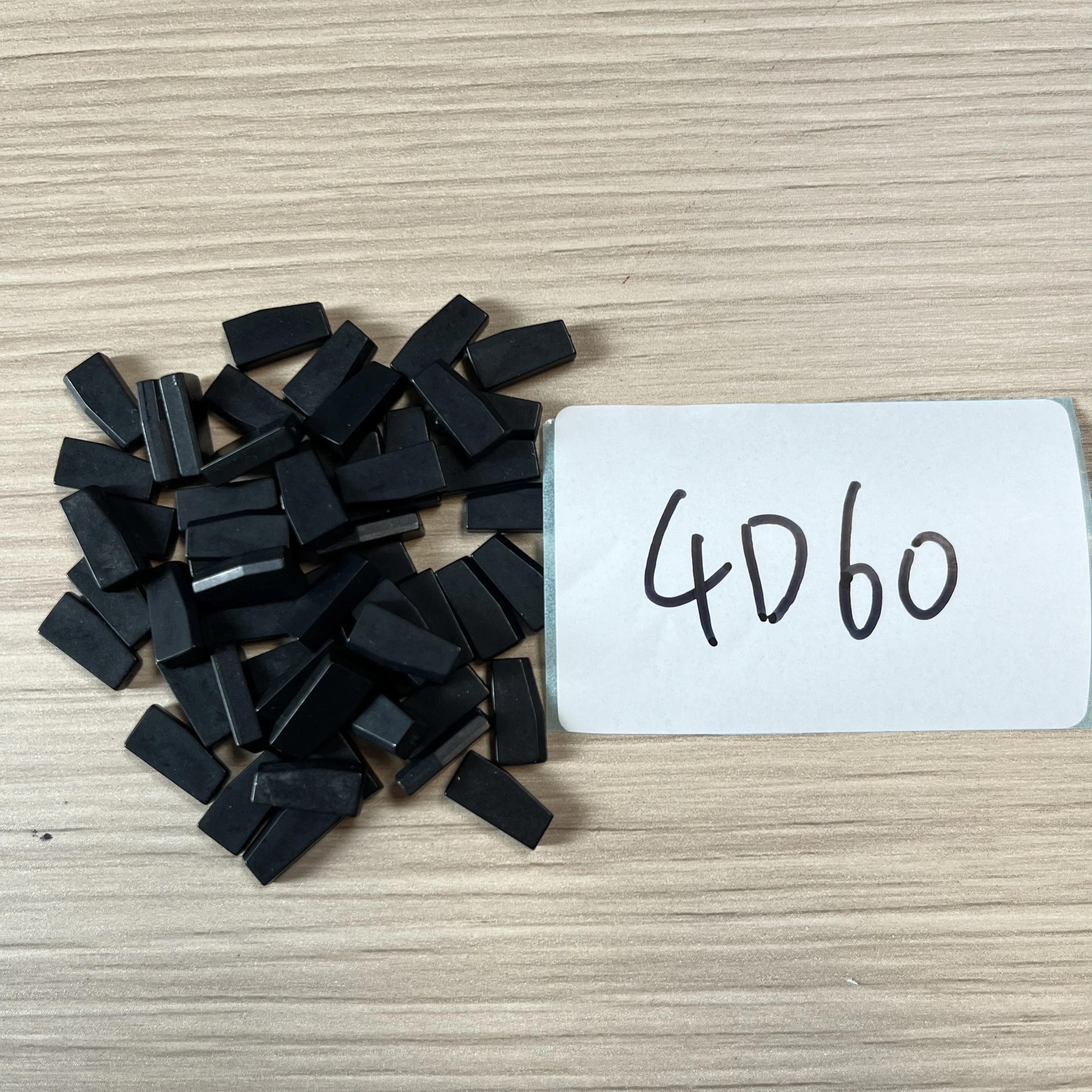 

Чип транспондера 4D60 40/80 бит для Ford Mazda Lincoln и т. д.