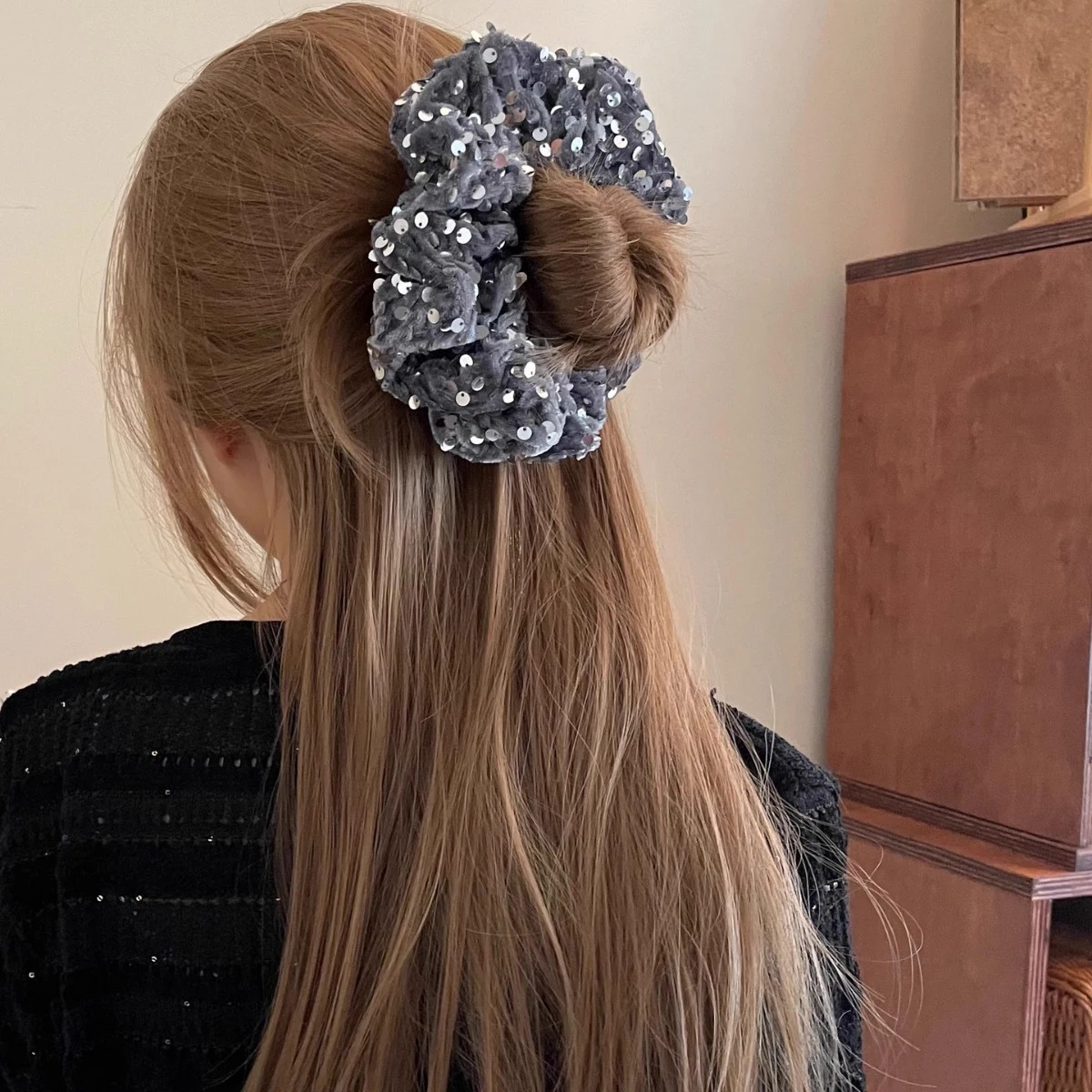 

1/2 Pcs Ladies' Hair Scrunchies French Glitter Elegant Velvet Shiny Versatile Hair Rope High-quality Hair Accessories For Girl