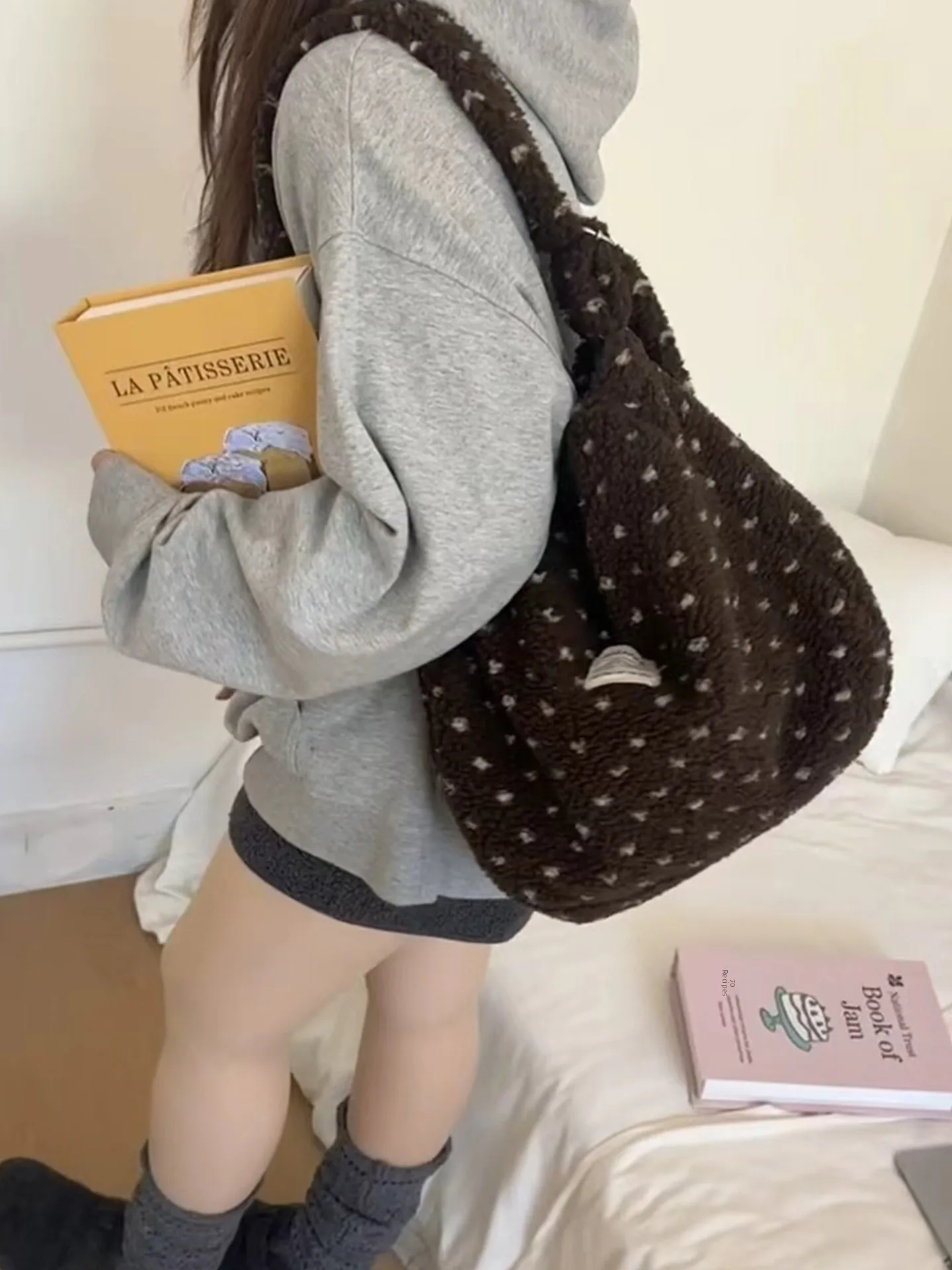 

Корейская женская сумка-тоут из овечьей шерсти в горошек, большая вместительная зимняя повседневная сумка через плечо из мягкого полиэстера