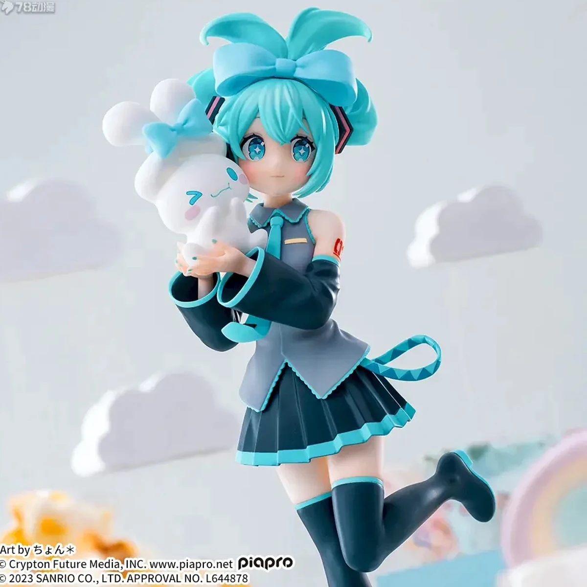 SEGA LUMINASTA SCENERY SERIES ECHTE ORIGINAL HATSUNE MIKU BIG EARED DOG WEIßES KLEID VER Action Figur Spielzeug Für Jungen