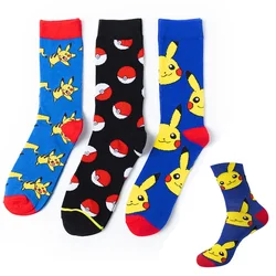 Chaussettes Pokemon Pikachu Anime pour hommes et femmes, chaussettes de planche à roulettes imprimées Hip Hop Cartoon, chaussettes longues en coton, chaussettes respirantes, personnalité décontractée