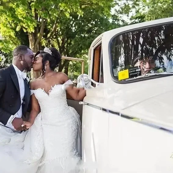 Suknie ślubne afrykańskie na zamówienie, z odkrytymi ramionami, koronkowe aplikacje, rozmiary plus size, suknie ślubne typu syrena, odpinany tren.