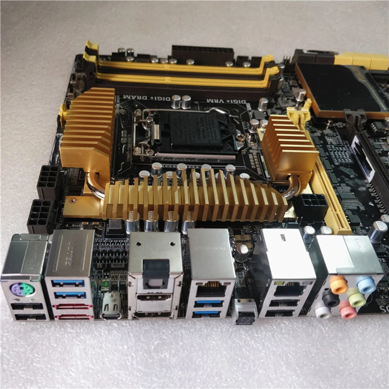 Z87-WS Voor ASUS Workstation ATX Moederbord Intel Z87 Core i7/Core i5/Core i3 LGA 1150 Hoge Kwaliteit Volledig Getest Snel Schip