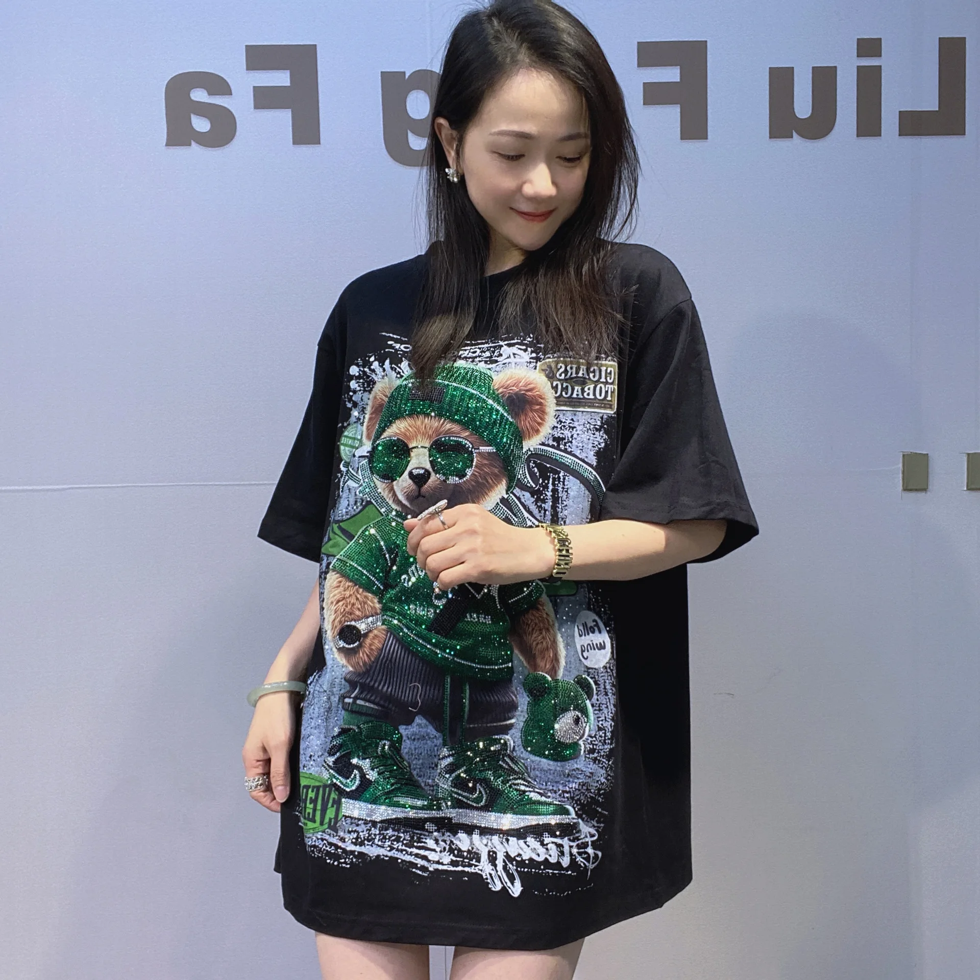 

Thicken New Autumn Winter Half Sleeve T-shirt Luxury Bear Hot Drilling Mid-long Oversize Pullover Top Handsome Cotton Tee Tide