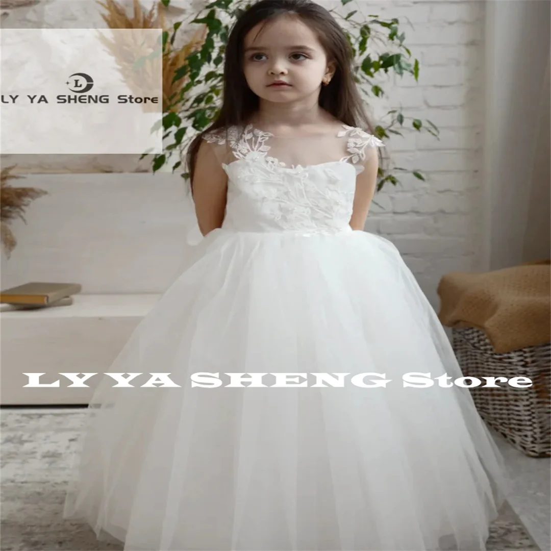 Customized  White Flower Girl Dresses Tulle Flory Appliques With Bow Sleeveless For Wedding Birthday Party First Communion Gowns