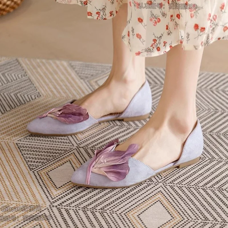 

Retro Ladybug Flat Single Shoes for Women's Spring 2023 New Pointy Flower Decor Side Cutout Flat Bottom Elegant Fairy Shoes