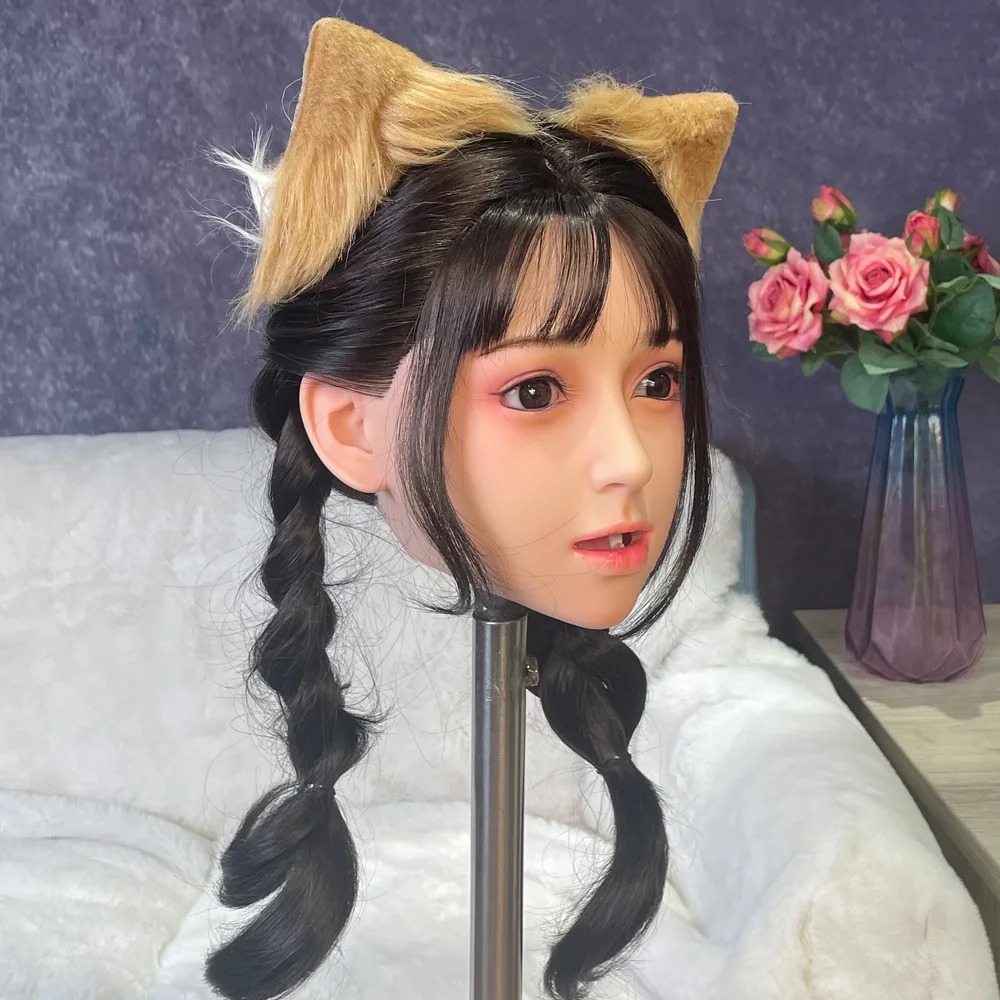 Model kepala wanita super lucu, mirip anak anjing, dapat dikustomisasi sendiri. Dengan slot mulut khusus, ini adalah mainan dewasa pria.