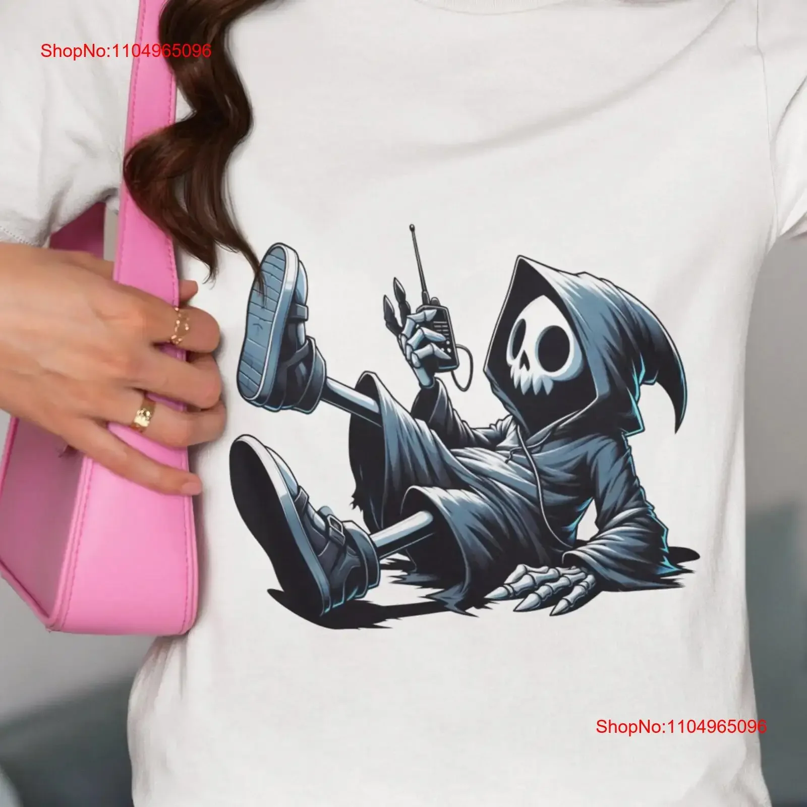 

Funny Relaxing Skeleton with Phone T Shirt Top Cotton Casual Fit Cool Tech Lover Idea Unique Halloween vintage Washed Slightly