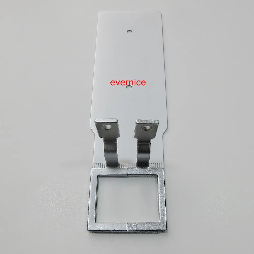 

Кормовая пластина 44x33 мм и рабочая зажимная ножка для барной машины BROTHER LK3-B430 KM430